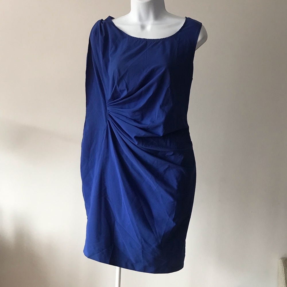 Patty dress. Small size